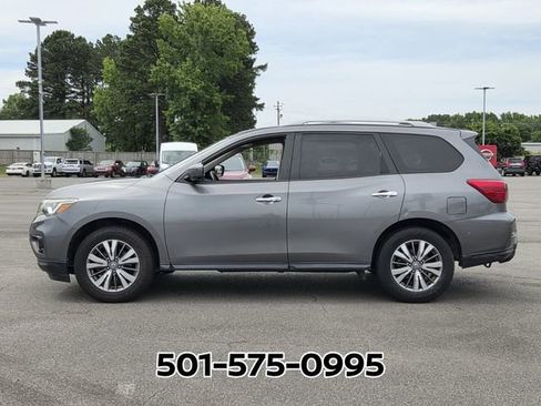 Used 2020 Nissan Pathfinder SL AWD/4WD image 2