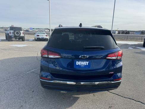 Used 2022 Chevrolet Equinox RS w/ Infotainment Package image 7