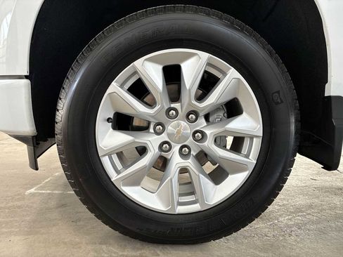 Used 2022 Chevrolet Silverado 1500 Custom image 18