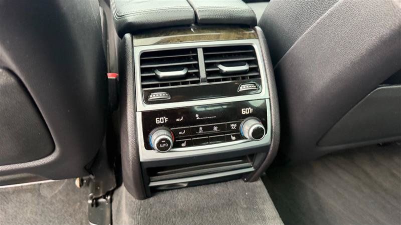 Used 2020 BMW 740i xDrive w/ Cold Weather Package AWD/4WD image 23