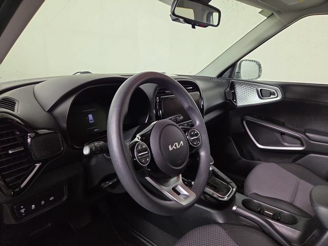 Certified 2023 Kia Soul S FWD image 13