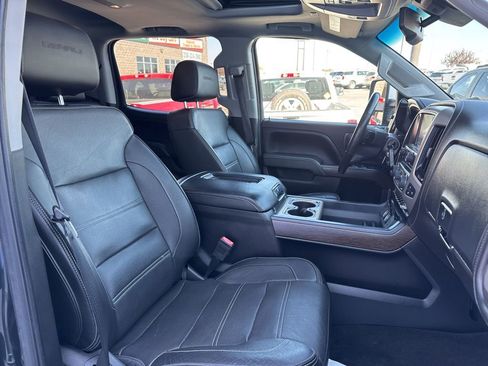 Used 2017 GMC Sierra 2500 Denali w/ Duramax Plus Package image 34