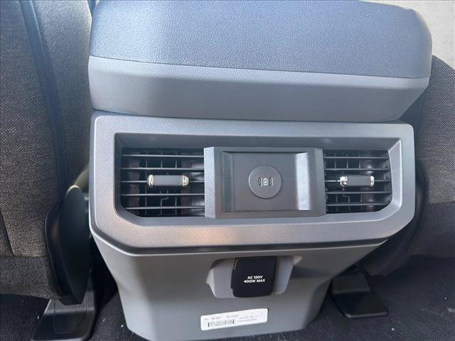 New 2027 Ford F250 XLT w/ XLT Premium Package AWD/4WD image 10