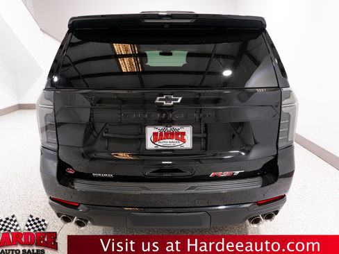 Used 2026 Chevrolet Suburban RST w/ Comfort Package AWD/4WD image 4
