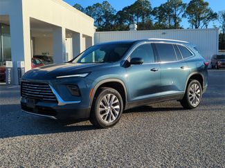 Used 2025 Buick Enclave Preferred video 2