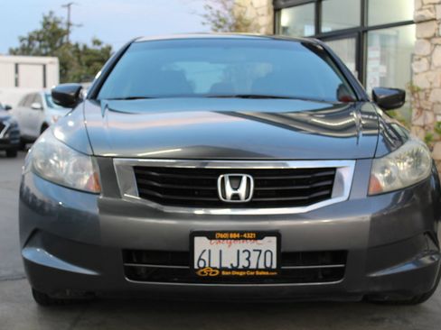 Used 2010 Honda Accord LX image 8