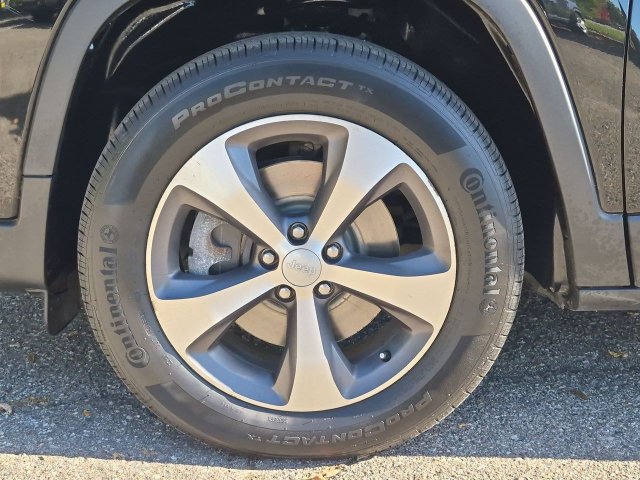 Used 2020 Jeep Cherokee Limited AWD/4WD image 10