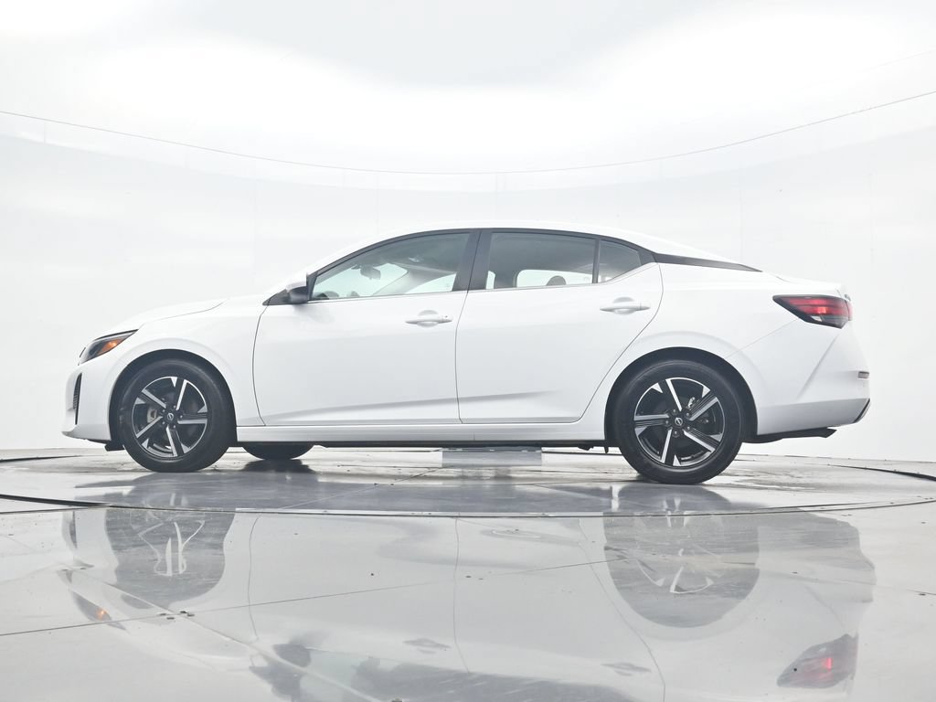 Used 2024 Nissan Sentra SV FWD image 46