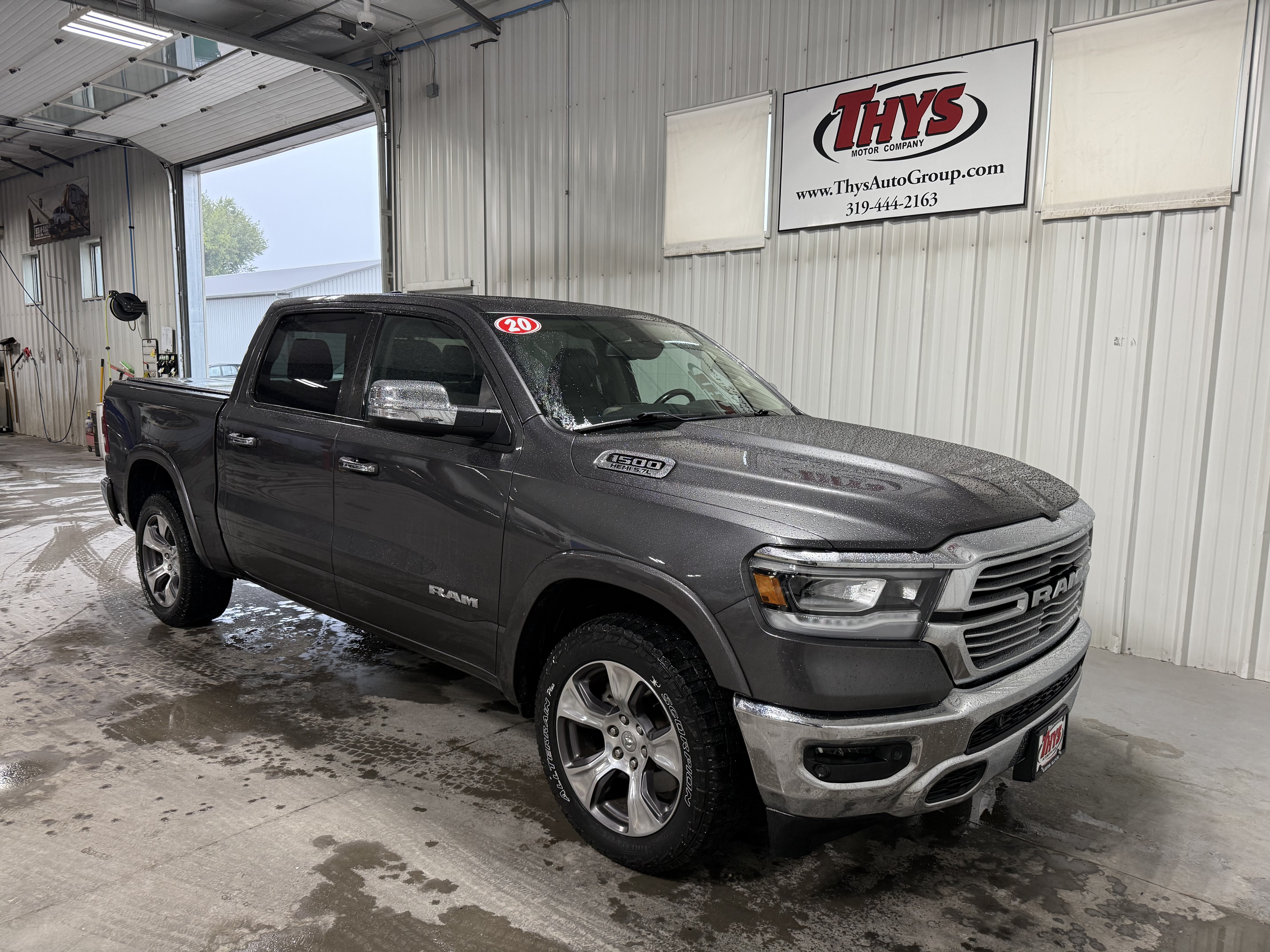 Used 2020 RAM 1500 Laramie AWD/4WD image 1