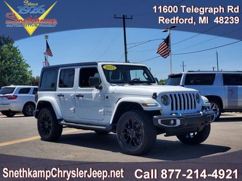 Used 2023 Jeep Wrangler Unlimited Sahara w/ Cold Weather Group AWD/4WD image 1