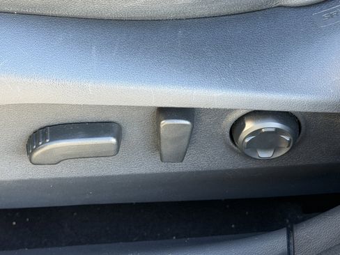 Used 2023 Subaru Outback Limited image 22