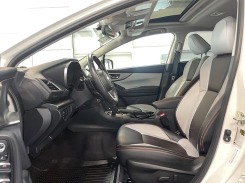 Used 2022 Subaru Crosstrek 2.5i Limited w/ Moonroof Package 2 image 5