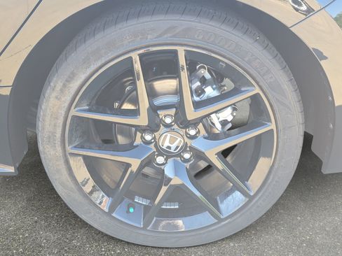 Used 2026 Honda Civic Sport image 31