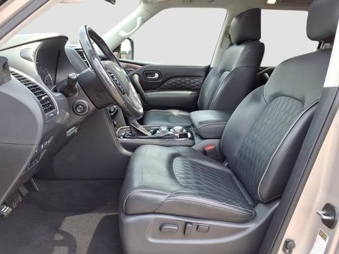 Used 2020 INFINITI QX80 Luxe w/ Proactive Package AWD/4WD image 4