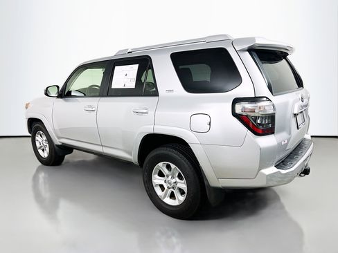 Used 2018 Toyota 4Runner SR5 image 8