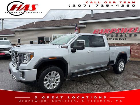 Used 2022 GMC Sierra 2500 Denali w/ Denali Ultimate Package AWD/4WD image 2
