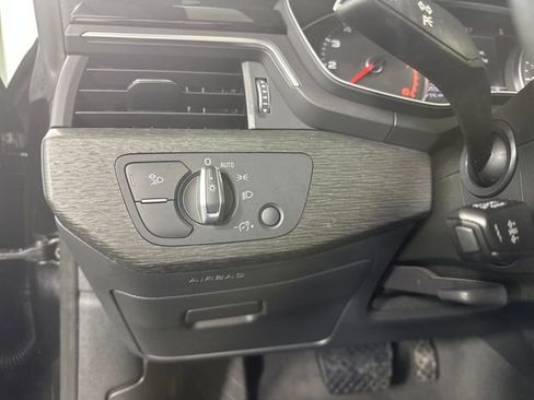 Used 2022 Audi A5 2.0T Premium image 19