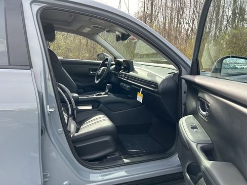 New 2026 Honda HR-V EX-L image 8