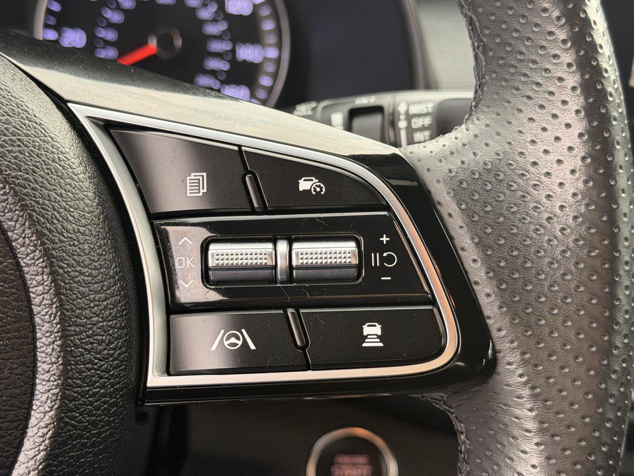 Used 2023 Kia Forte GT-Line w/ GT-Line Technology Package FWD image 29