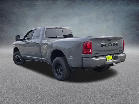 New 2026 RAM 3500 Laramie AWD/4WD image 16