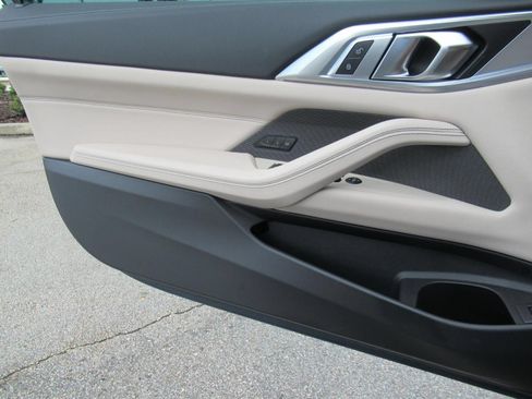 Used 2023 BMW M440i Convertible w/ Premium Package RWD image 18
