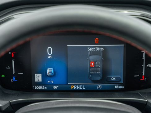 Used 2025 Ford Escape ST-Line w/ Tech Pack #1 FWD image 27
