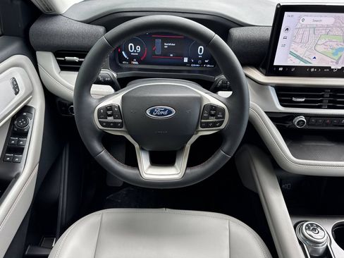New 2026 Ford Explorer Active AWD/4WD image 13