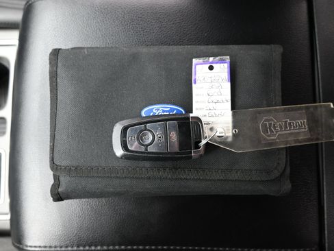 Used 2021 Ford Expedition XLT RWD image 20