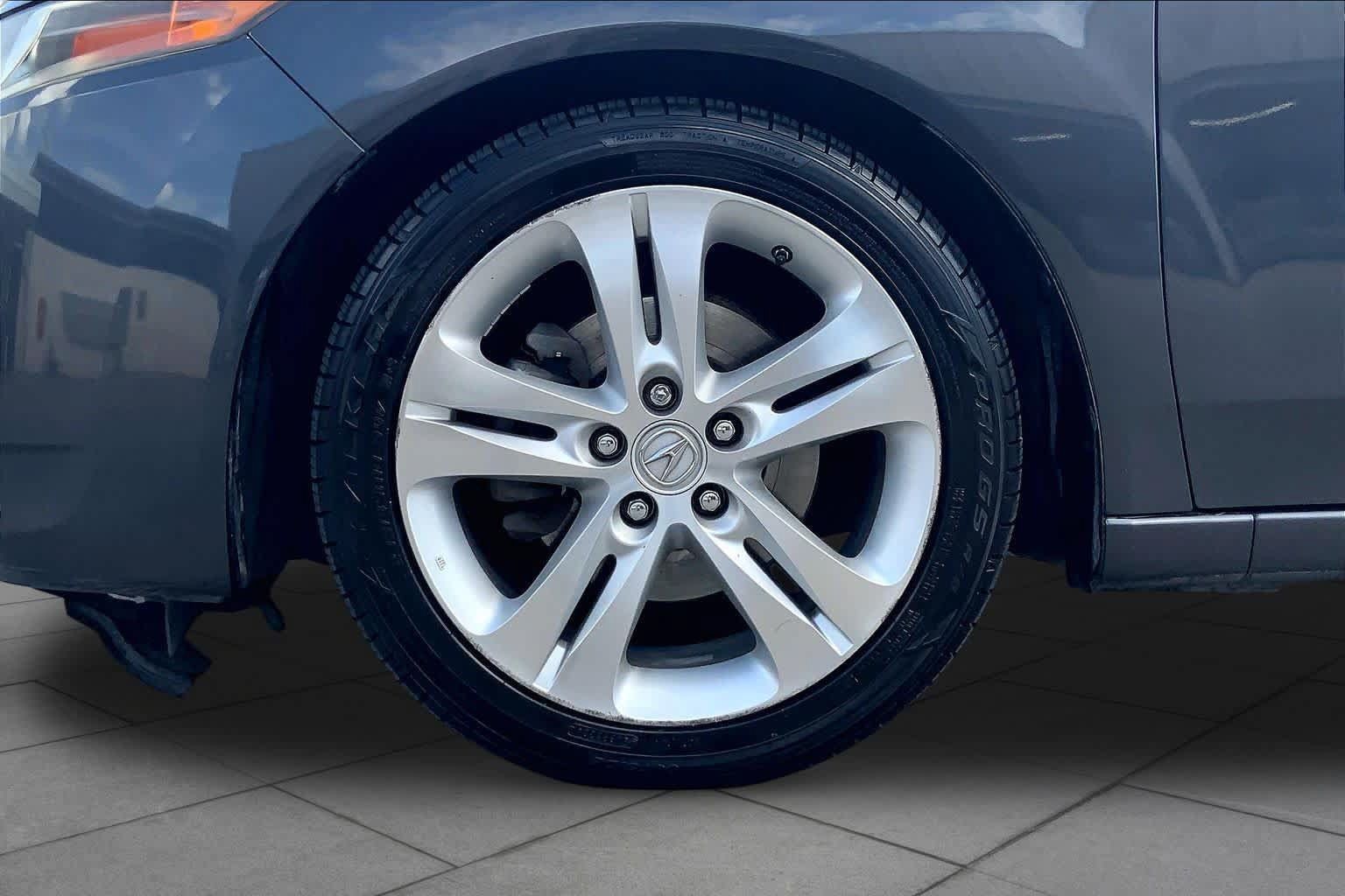 Used 2011 Acura TSX V6 Sedan FWD image 10