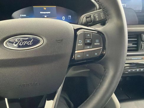 Used 2024 Ford Escape Platinum w/ Premium Technology Package AWD/4WD image 47