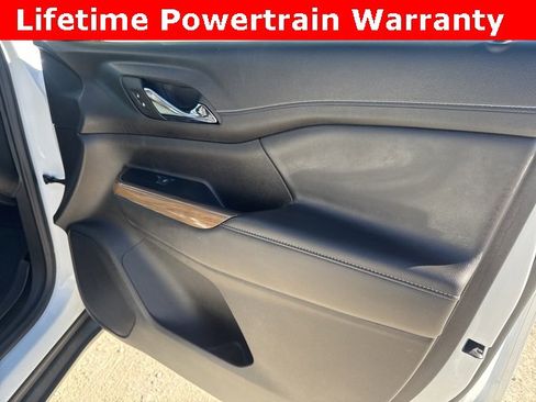 Used 2023 GMC Acadia SLE w/ Driver Convenience Package image 21