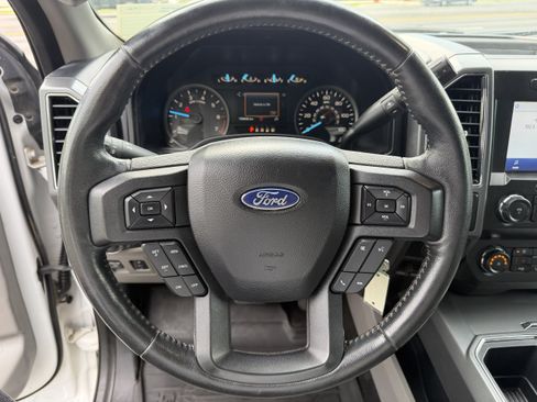 Used 2020 Ford F150 XLT w/ Equipment Group 302A Luxury AWD/4WD image 15