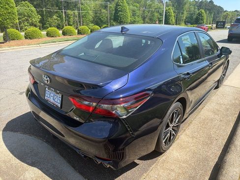 Used 2022 Toyota Camry SE w/ Audio Upgrade Package image 10