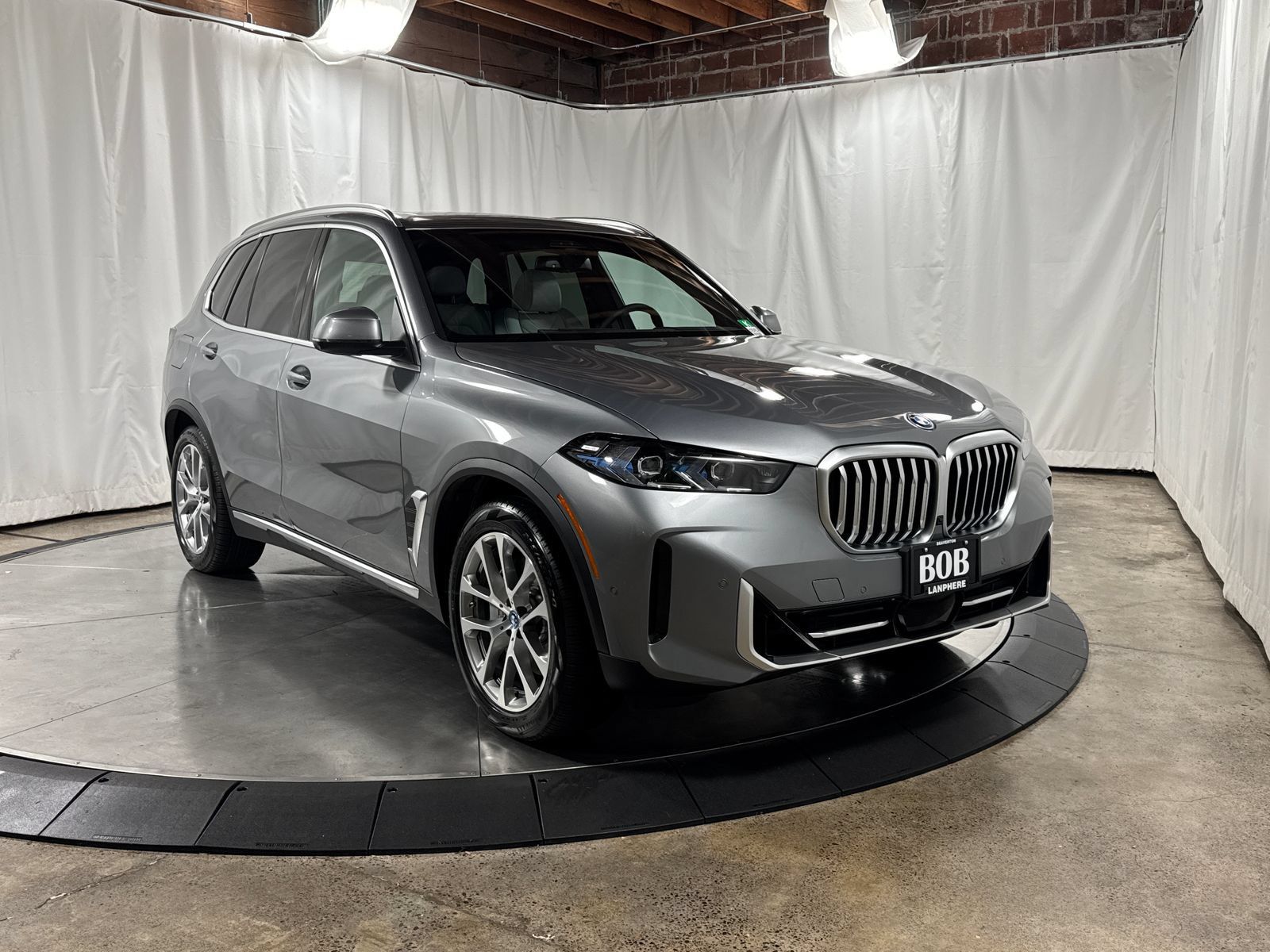 Used 2025 BMW X5 xDrive50e AWD/4WD image 10
