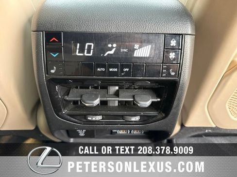 Used 2023 Jeep Grand Cherokee L Limited w/ Luxury Tech Group II AWD/4WD image 20