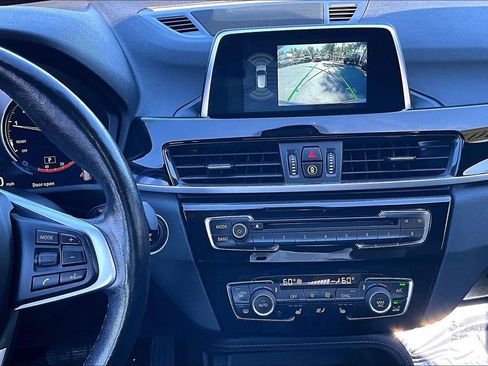 Used 2019 BMW X1 xDrive28i w/ Convenience Package image 9