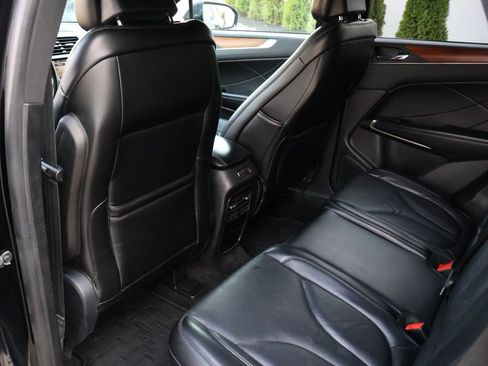 Used 2017 Lincoln MKC Reserve FWD image 10