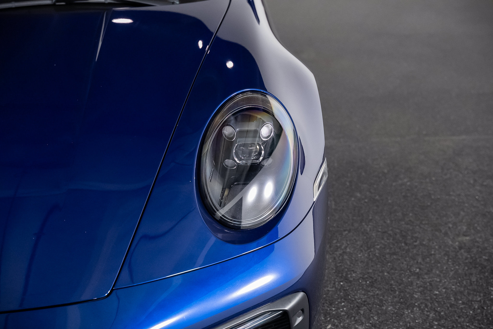 Used 2024 Porsche 911 Carrera GTS w/ Premium Package RWD image 8