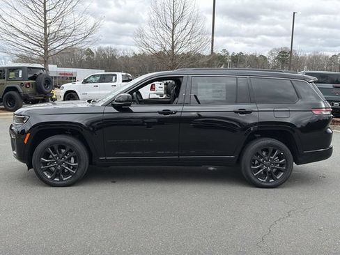 New 2026 Jeep Grand Cherokee L Limited AWD/4WD image 10