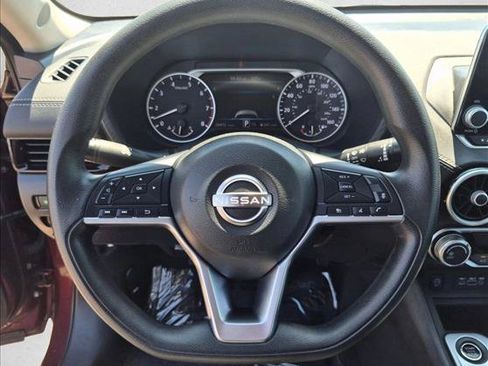 Used 2024 Nissan Sentra SV FWD image 13