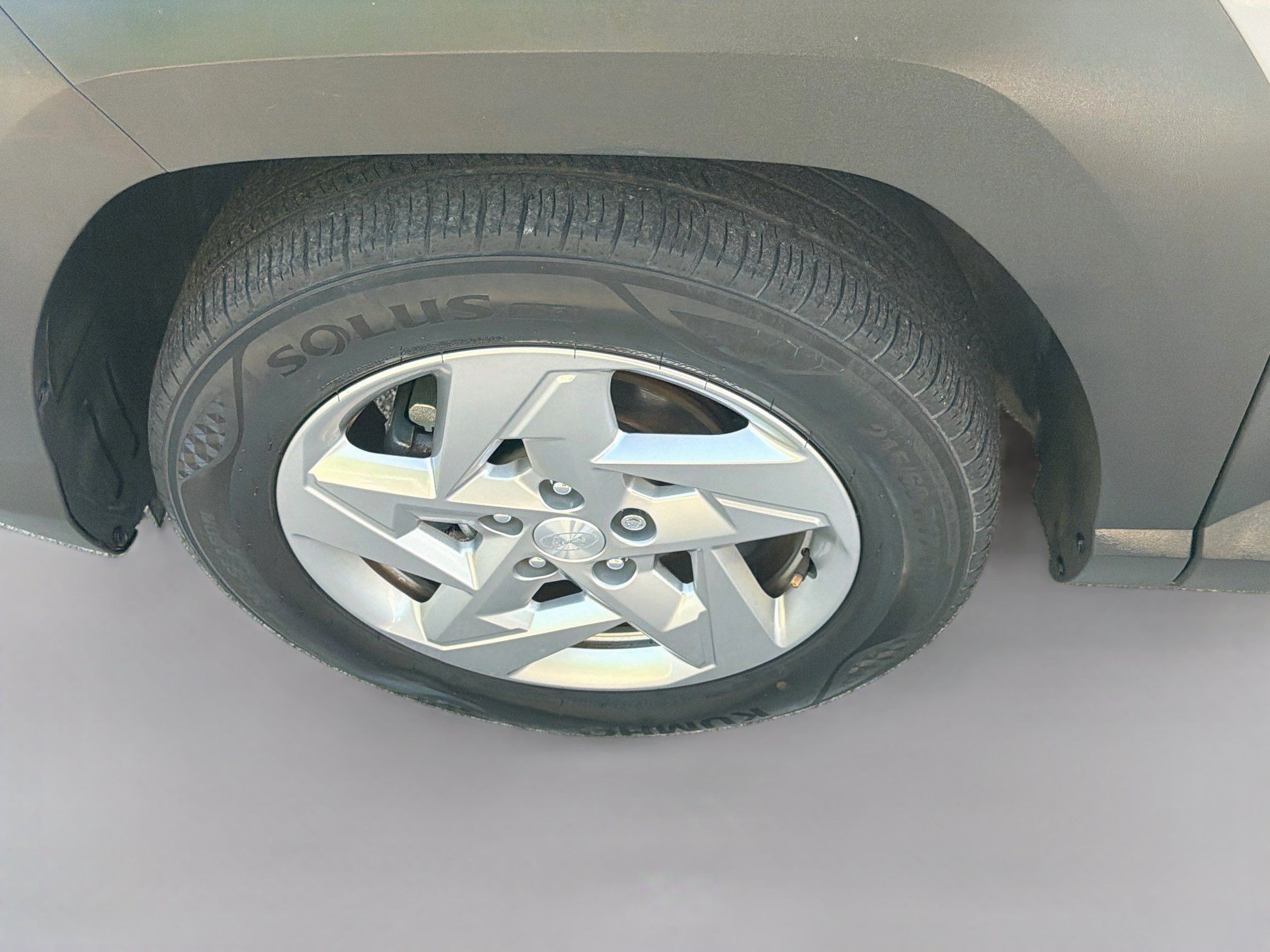 Used 2024 Hyundai Kona SE FWD image 33