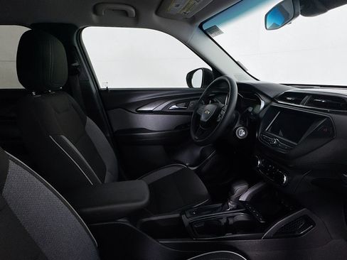Used 2022 Chevrolet TrailBlazer LS AWD/4WD image 26