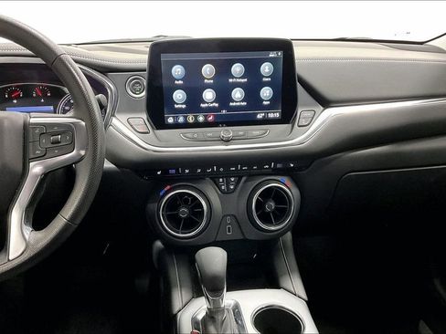 Used 2024 Chevrolet Blazer LT image 8