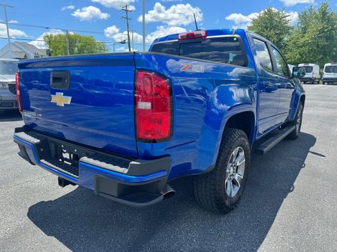 Used 2018 Chevrolet Colorado Z71 AWD/4WD image 6