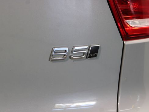 Used 2024 Volvo XC40 B5 Core AWD/4WD image 41