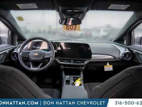 New 2026 Chevrolet Equinox EV LT image 3