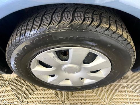 Used 2002 Toyota Camry LE image 9