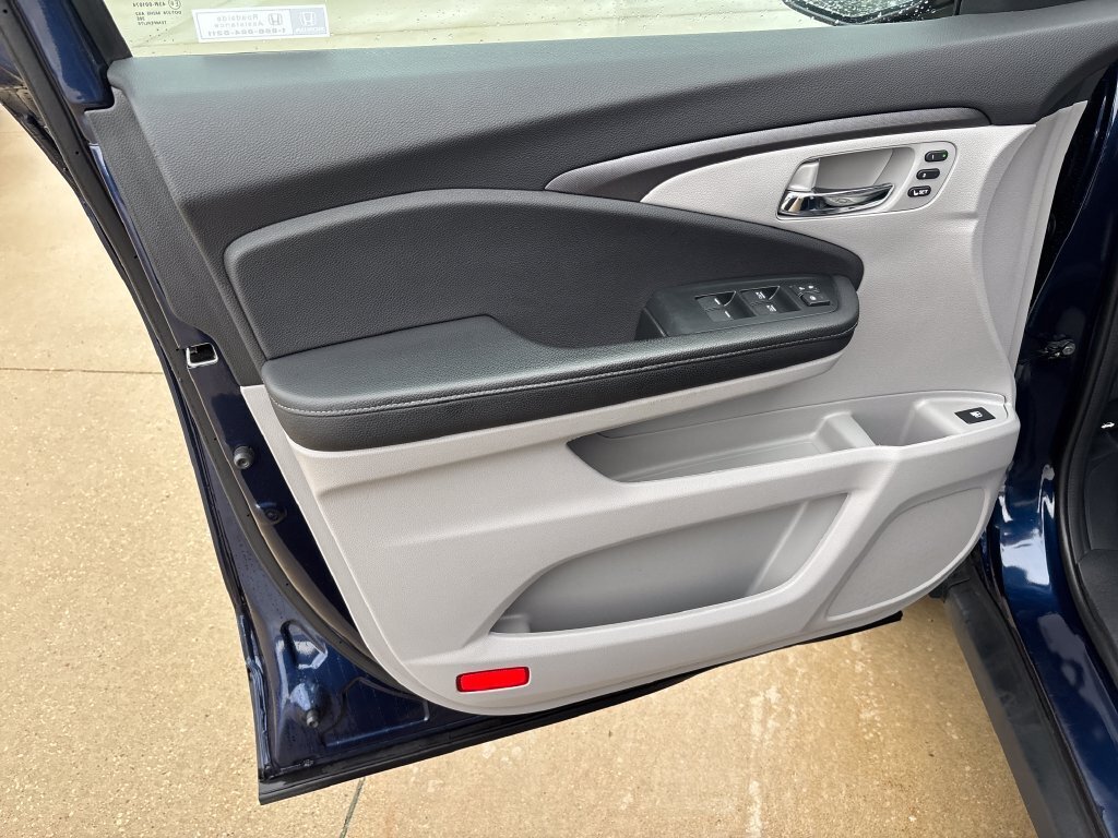 Used 2023 Honda Ridgeline RTL image 10