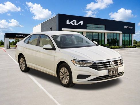Used 2019 Volkswagen Jetta S FWD image 3