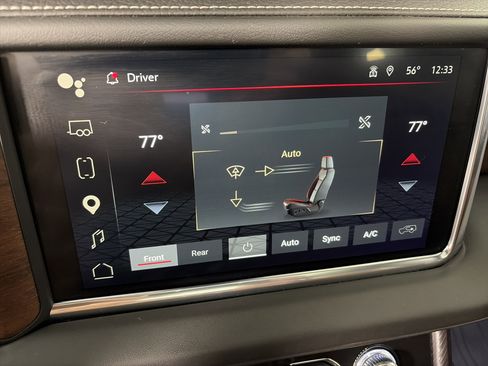 Used 2023 GMC Yukon XL Denali Ultimate image 27